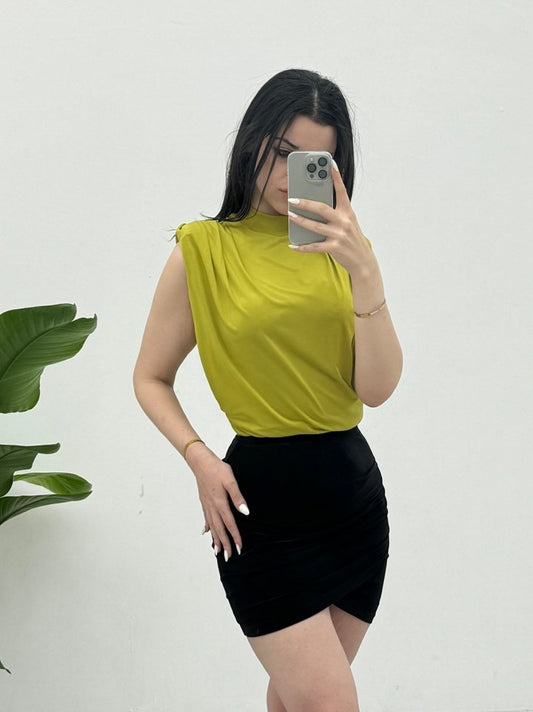 Sıfır Kol Vatkalı Sandy Bluz -Yağ Yeşili