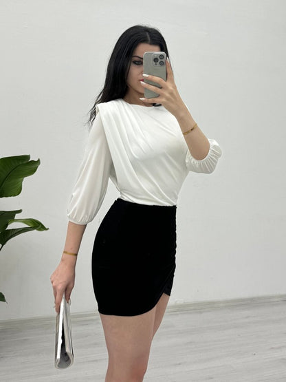 İçi Tulumlu Omuzdan Büzgülü Vatkalı Sendy Bluz -Beyaz