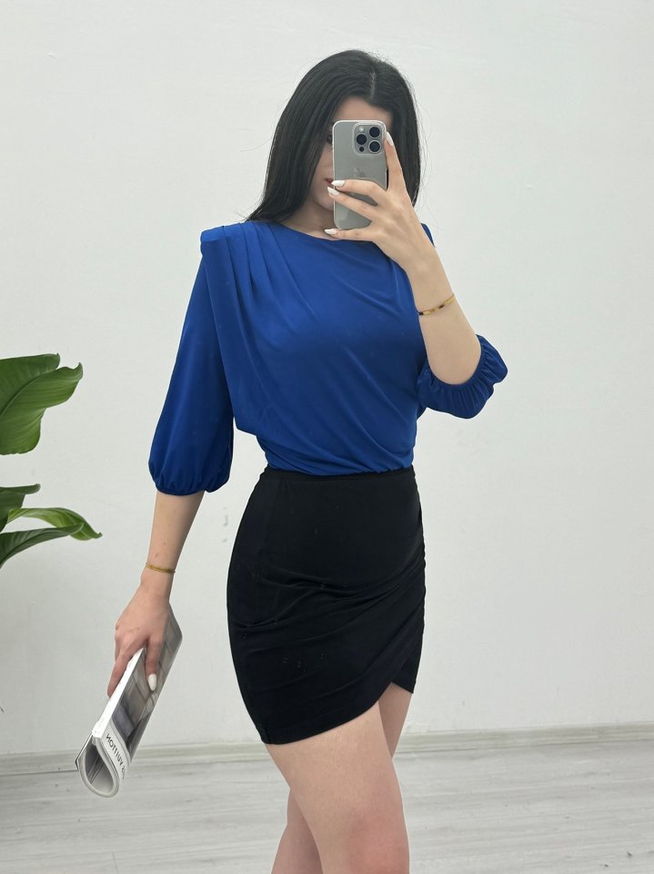 İçi Tulumlu Omuzdan Büzgülü Vatkalı Sendy Bluz -Saks