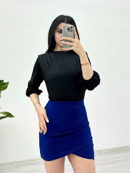 İçi Tulumlu Omuzdan Büzgülü Vatkalı Sendy Bluz -Siyah