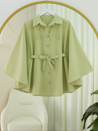 Önü Çiçek Detaylı Beli Bağcıklı Düğmeli Panço -Çağla Y.