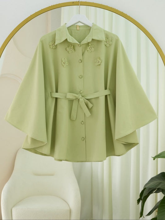 Önü Çiçek Detaylı Beli Bağcıklı Düğmeli Panço -Çağla Y.