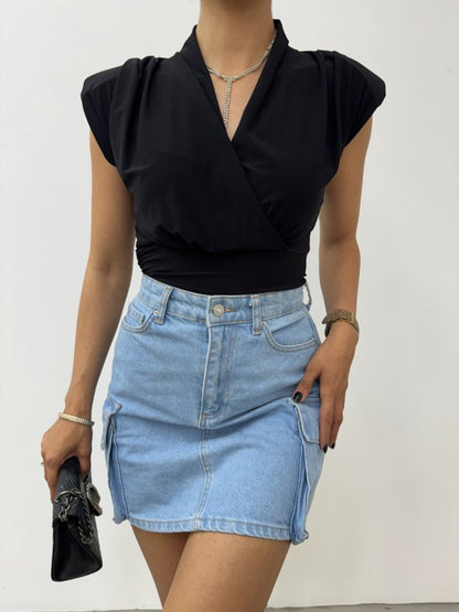 Sıfır Kol Vatkalı Kruvaze Model Sandy Bluz -Siyah