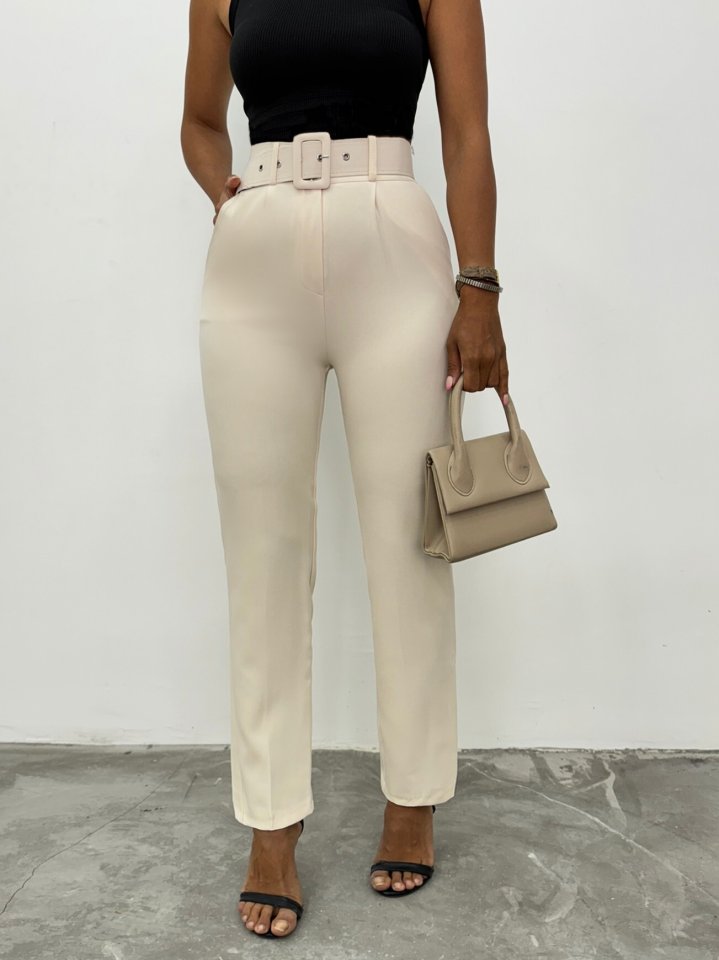 Kalın Kemerli Kumaş Pantalon    -Bej