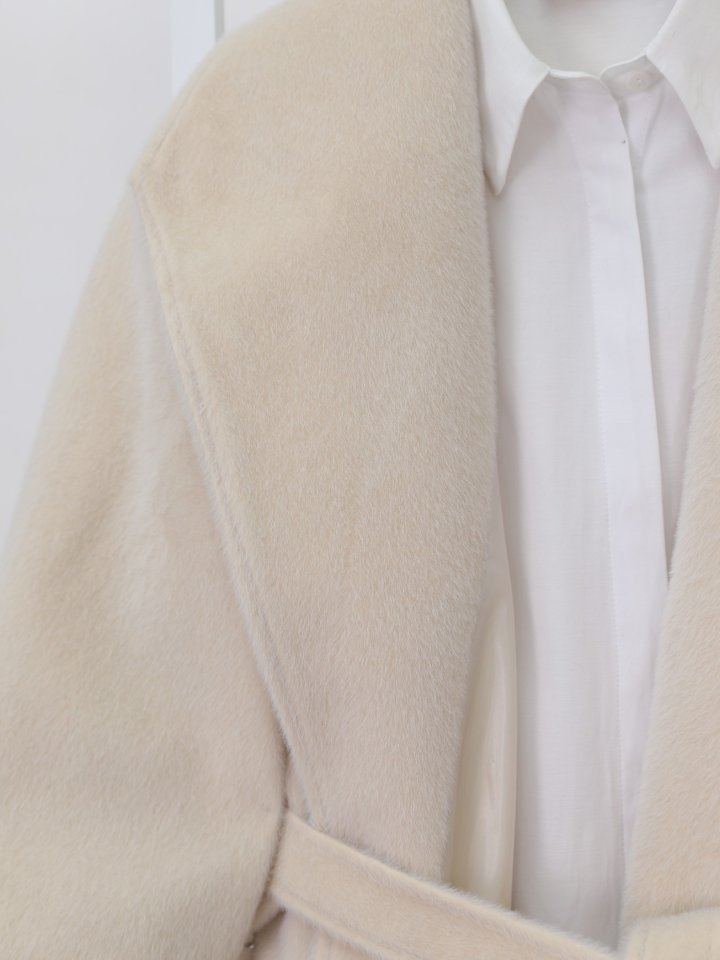 Kolu Ribanalı Şal Yaka Astarlı Kaşe Kaban -Krem