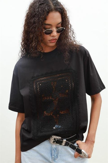 Melasti Motifli Brodeli Tişört 8019-8