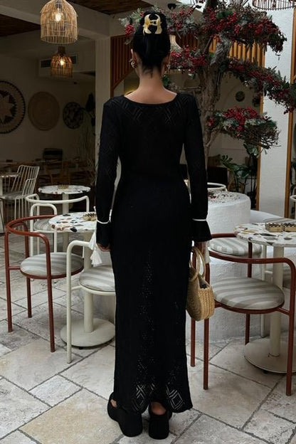 Püskül Bağcık Detaylı V Yaka Ajurlu Elbise 2850