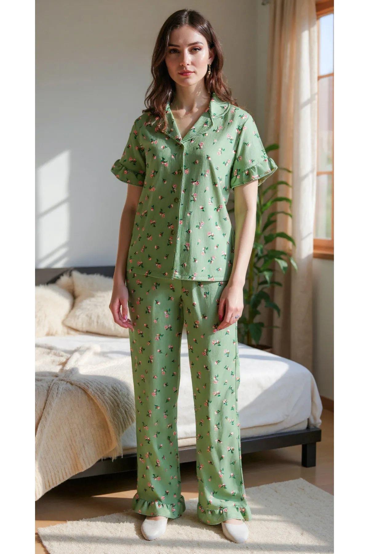 Yeşil Çiçekli Yaz Esintili Pijama Takımı 7345