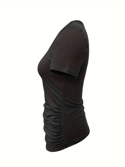 Kadın Kısa Kollu Yakası Açık Lazer Kesik Detaylı Viskon Bluz