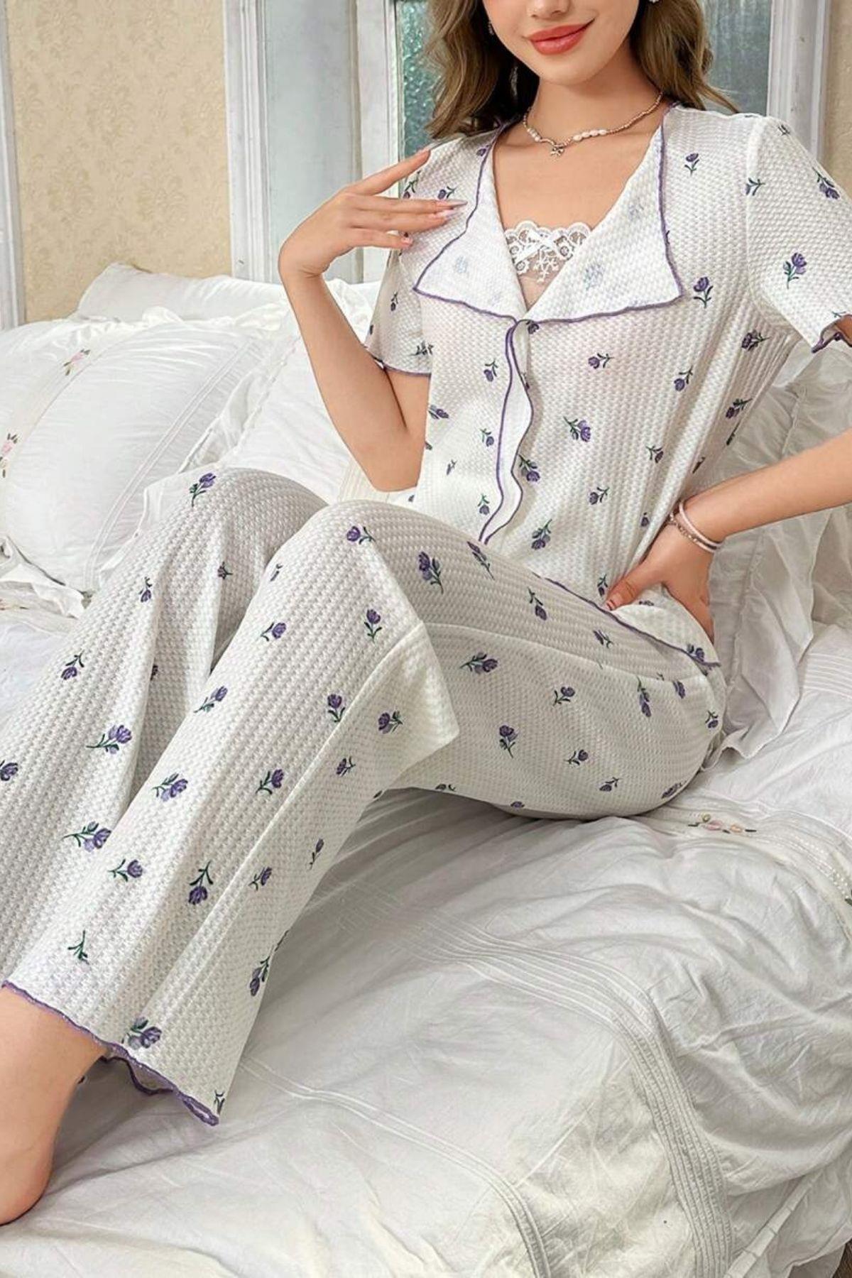 Beyaz Mor Lale Desenli Romantik Pijama Takımı 7335