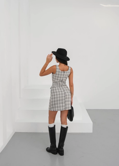 Askılı ch kumaş düğmeli elbise gribeyaz h265007