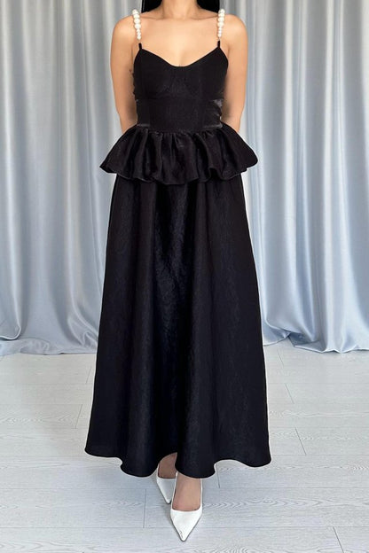 Siyah Beli Büzgülü İnci Askılı Uzun Elbise