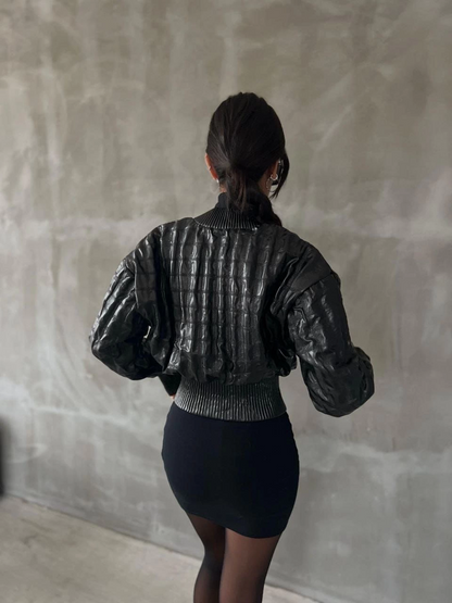 Beli büzgülü crop deri ceket siyah