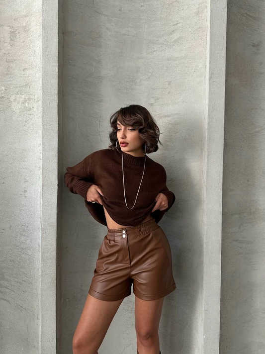 Beli lastikli çıtçıtlı deri şort kahve w241007