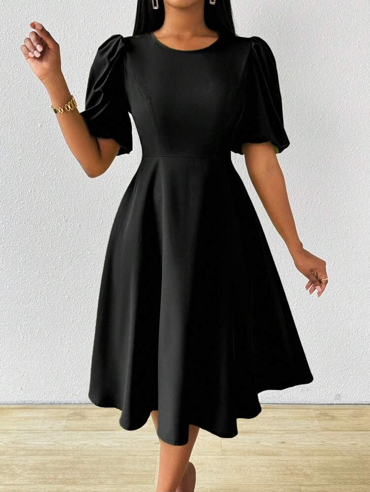 Kadın Kısa Balon Kollu Bisiklet Yaka Kiloş Janjan Krep Elbise