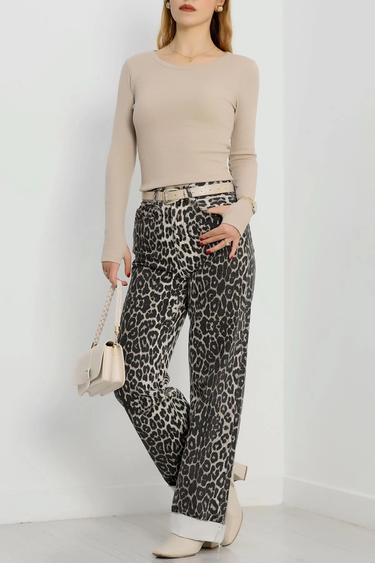 Bisiklet Yaka Parmak Geçmeli Kaşkorse bluz bej a3829