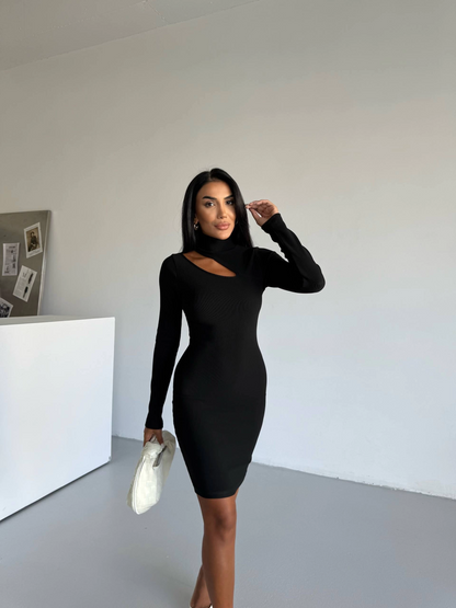 Boğazlı gögüs dekolteli elbise siyah f2333