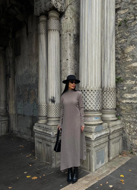 Boğazlı kalın bürümcük uzun elbise vizon