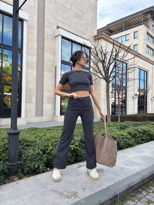 Bol paça pantolonlu alt üst takım