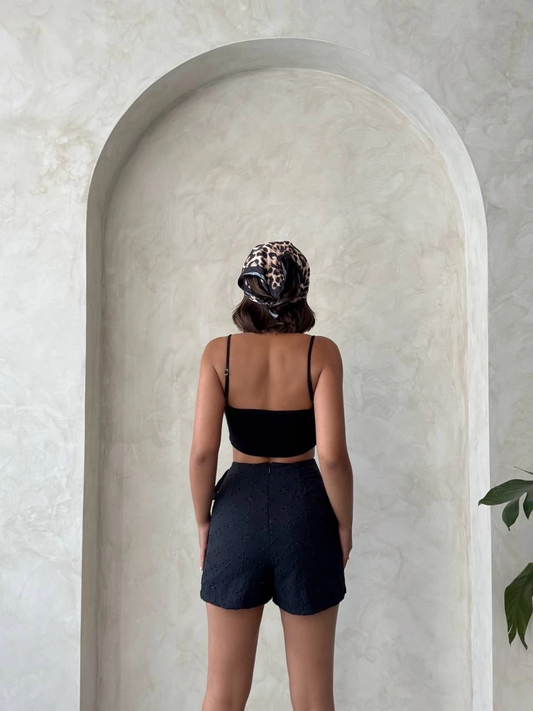 Brodeli şort etek s255075