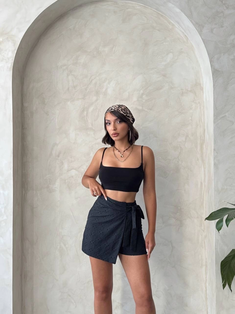 Brodeli şort etek s255075