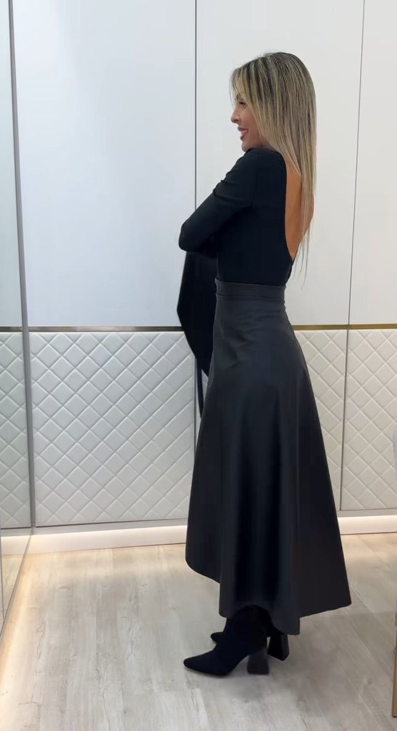 Kadın Belden Kuşaklı Uzun Deri Etek