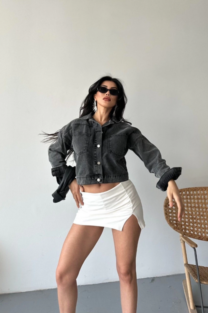 Çift cepli kol katlamalı süper taş enzim yıkama crop kot ceket füme d2000