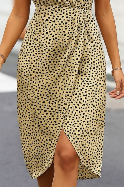 Kadın Sıfır Kol Kruvaze Yaka önden çapraz Kesim Detaylı Desenli Oysho Süprem Elbise