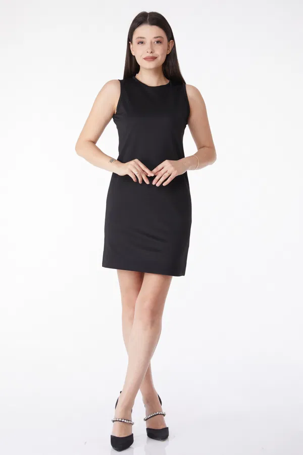 Düz Bisiklet Yaka Kadın Siyah Mini Elbise