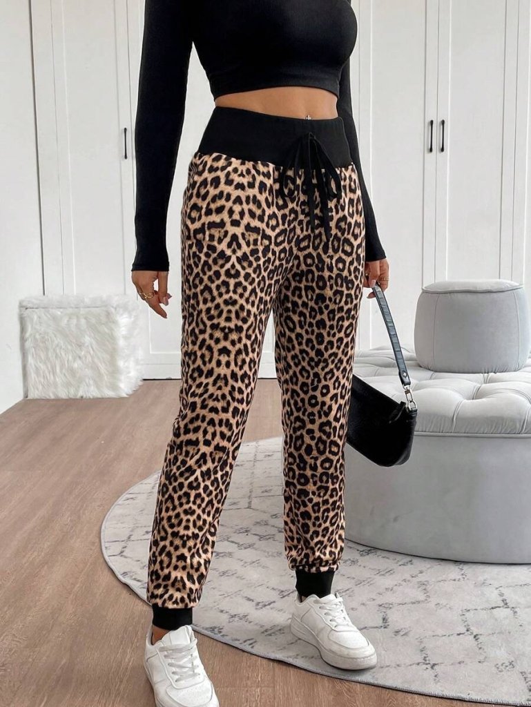 Kadın Yüksek Bel Bağcıklı Desenli Iki Iplik Pantolon