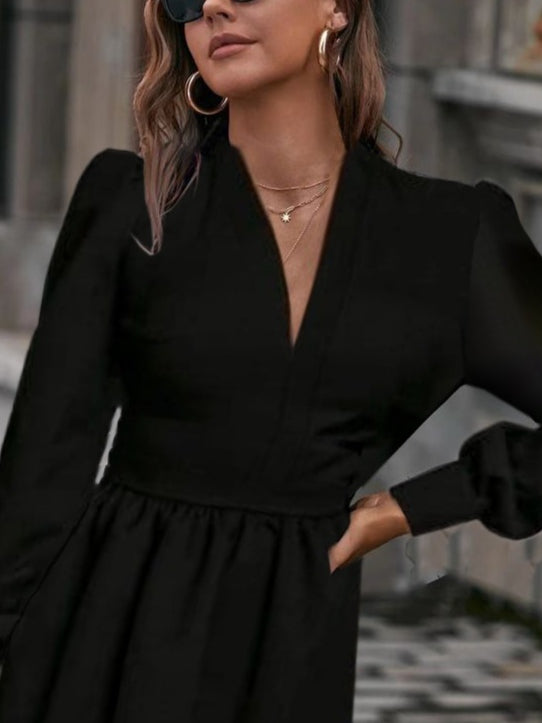 Kadın Uzun Kollu V Yaka Belden Hafif Pileli Scuba Krep Mini Boy Elbise