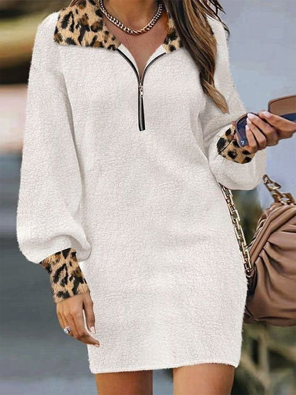 Kadın Uzun Kollu Yakalı önden Fermuarlı Leopar Detaylı Mini Peluş Elbise