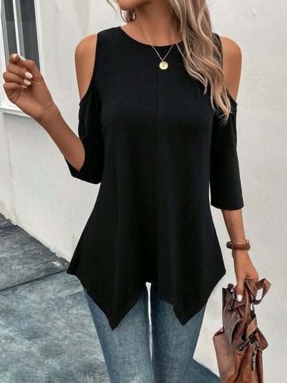Kadın Omuzlardan Açık Sıfır Yaka Asimetrik Kesim Detay Viskon Bluz