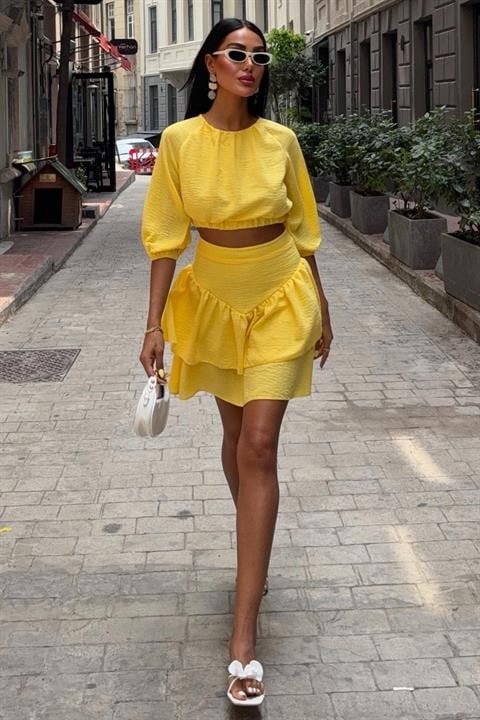 Crop Bluz Ve Kat Kat Etekli Takım 10207