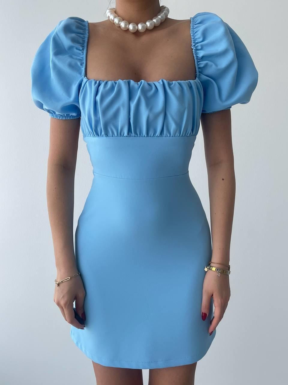 Hessen Sırt Dekolteli Elbise