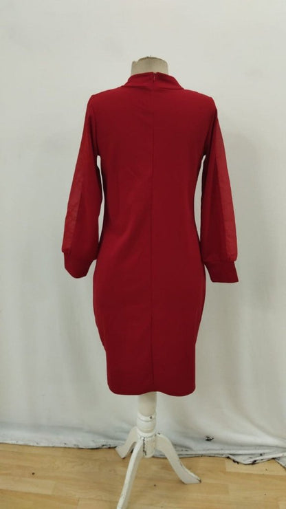 Kadın Uzun Kollu Yarı Balıkçı Yaka Tül Ve Inci Detaylı Kısa Ithal Krep Midi Elbise