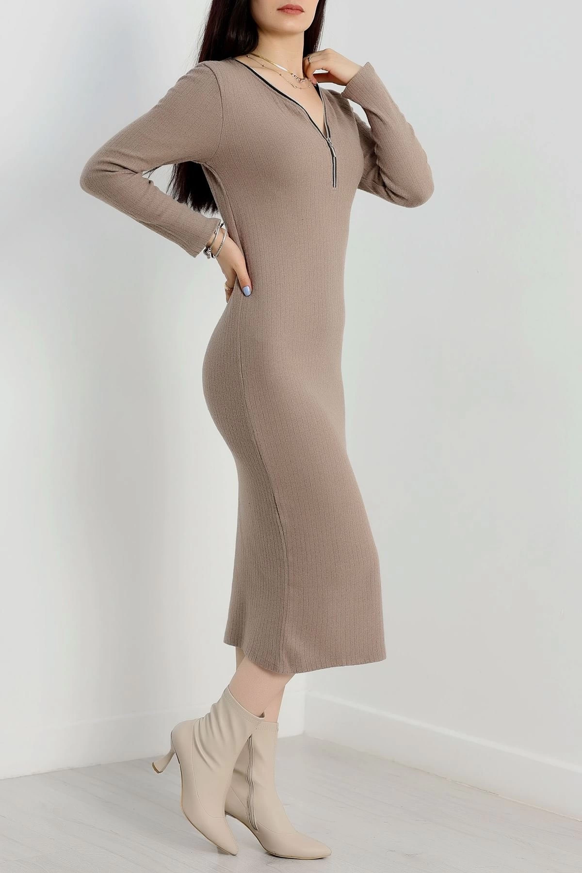 Fermuar detaylı fitilli şardonlu elbise bej a3178