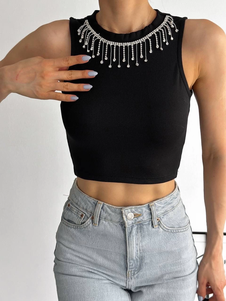 fitilli kaşkorse yakası zincirli atlet siyah