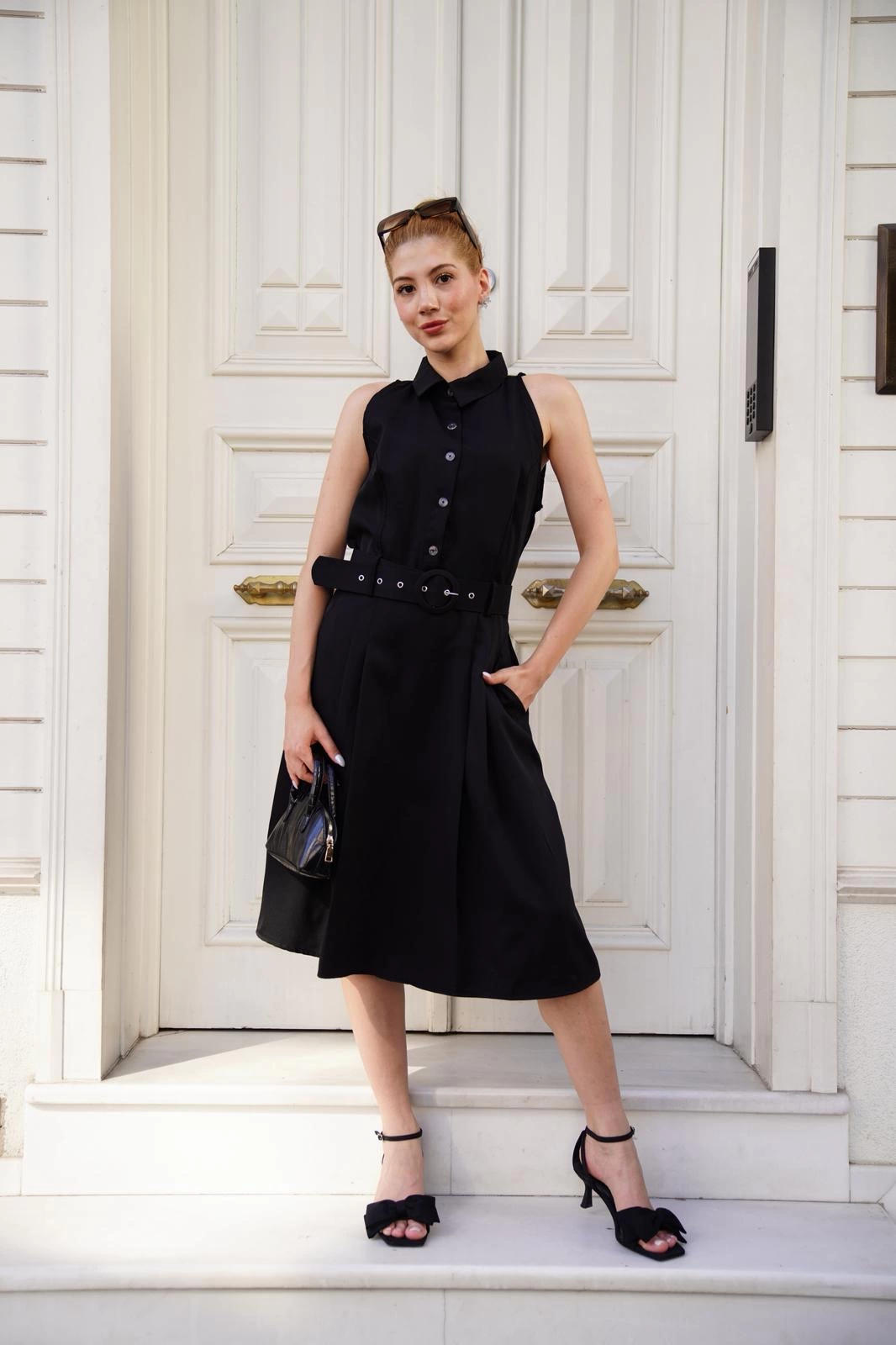 Gömlek yaka kemerli elbise siyah s255061