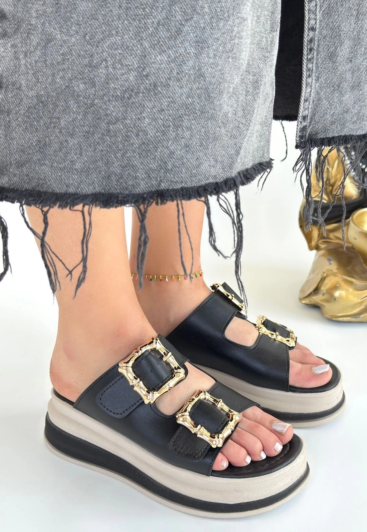 Jalli Siyah Cilt Terlik