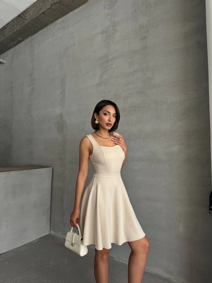 Kadın kare yaka kısa elbise s251188