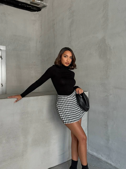 Kapaklı kaşe şort etek siyah beyaz kazayağı h261218