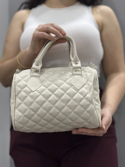 Kapaksız kapitone krem cilt çanta