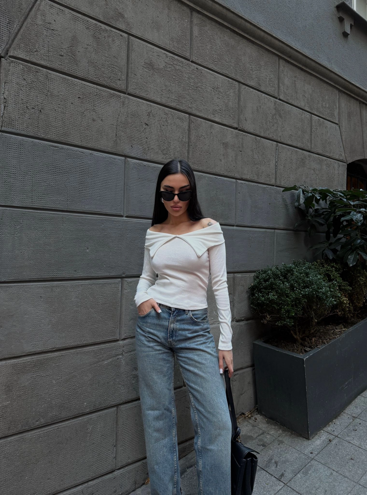 Kelebek yaka uzun kol bluz beyaz