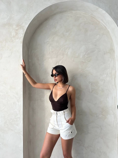 Kemer detaylı gabardin şort krem s25289