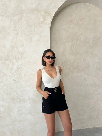 Kemer detaylı gabardin şort siyah s25289
