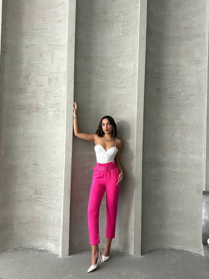 Kemerli havuç pantolon