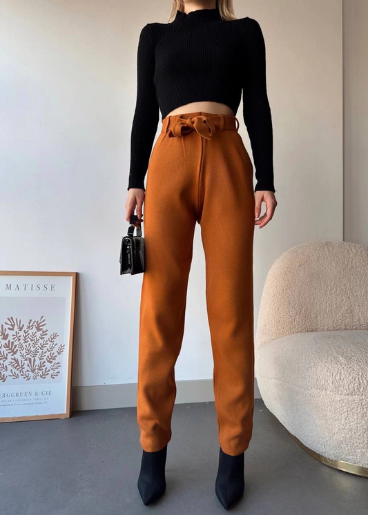 Kendinden kemerli triko pantolon camel