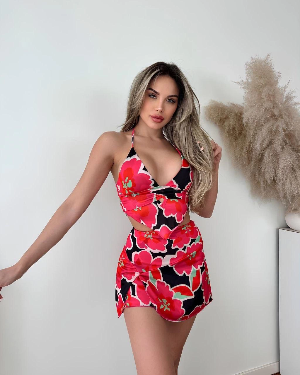 Kırmızı desenli alt üst takım