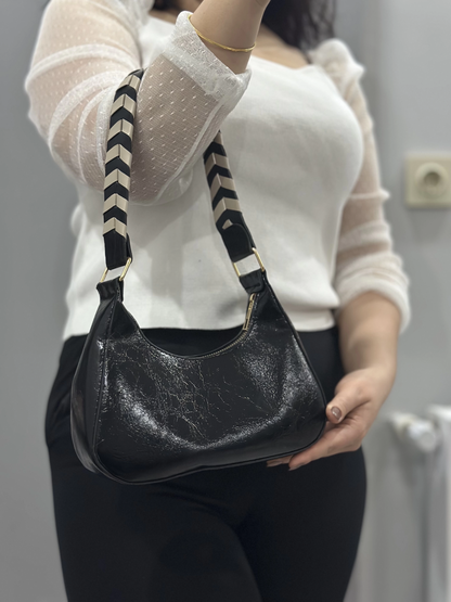 Kraş siyah cilt çanta